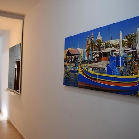 Da Vinci 3 Bedroom Apartment メーリッハ エクステリア 写真